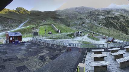 Cauterets: Terrase du Lys (n-py.com)