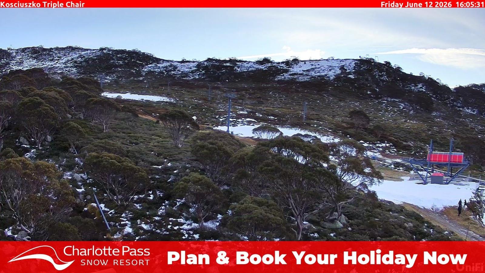Webcam Charlotte Pass: Kosciuszko triple chair