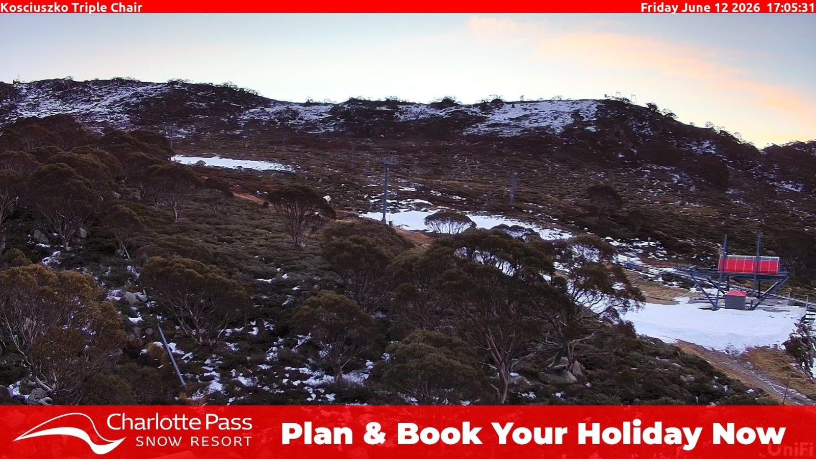Webcam Charlotte Pass: Kosciuszko triple chair