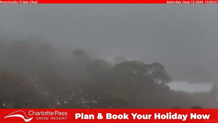 Webcam Charlotte Pass: Kosciuszko triple chair