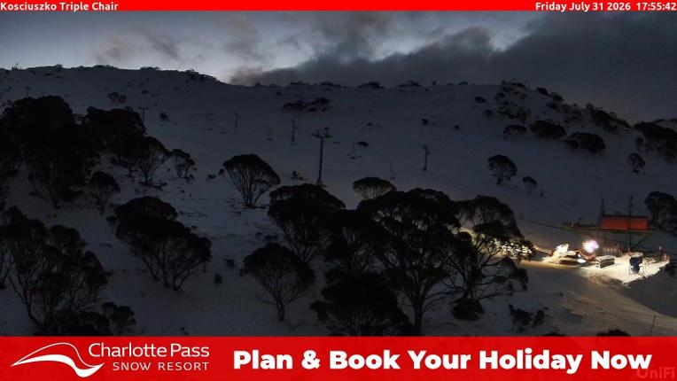 Webcam Charlotte Pass: Kosciuszko triple chair
