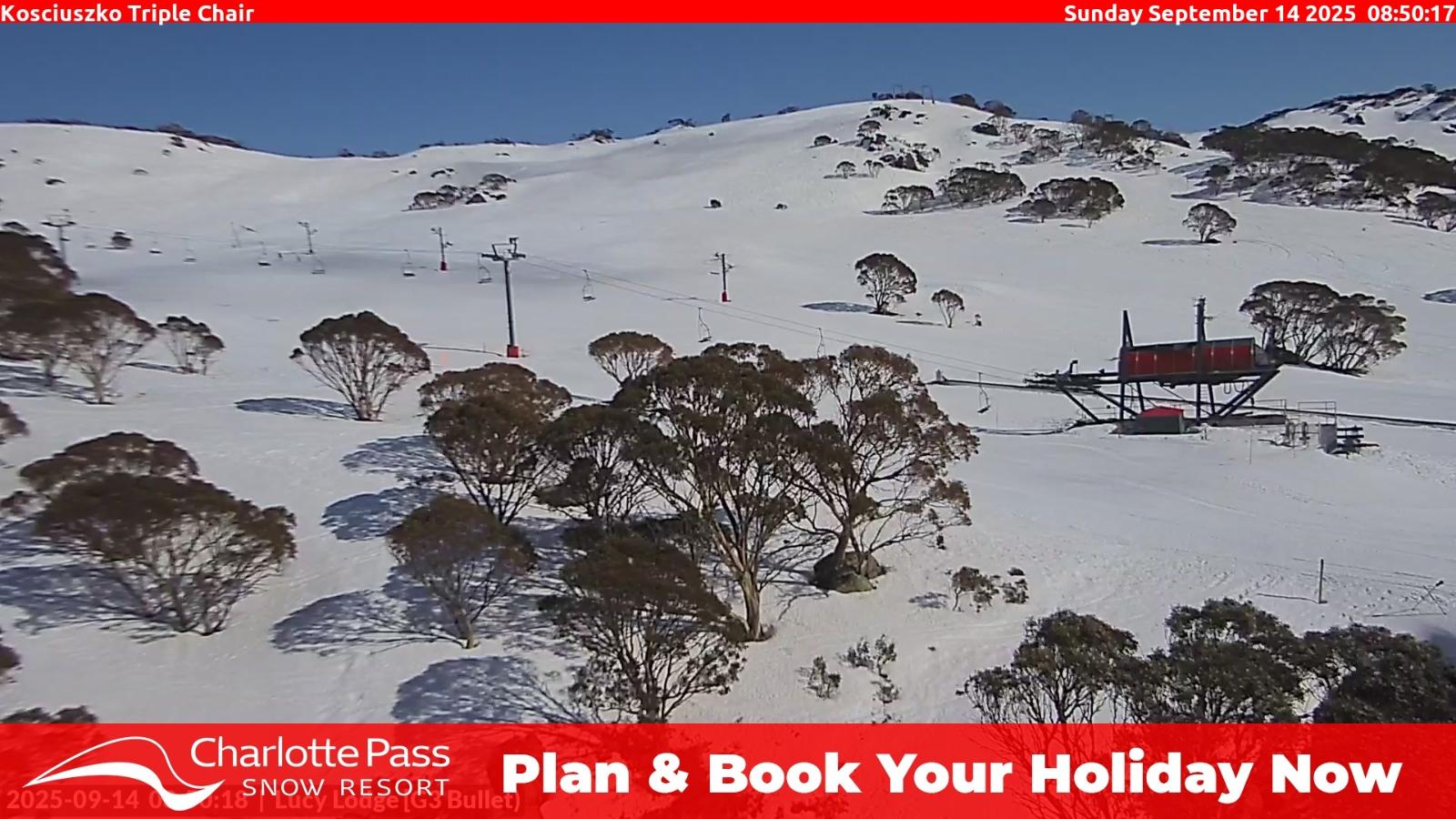 Webcam Charlotte Pass: Kosciuszko triple chair