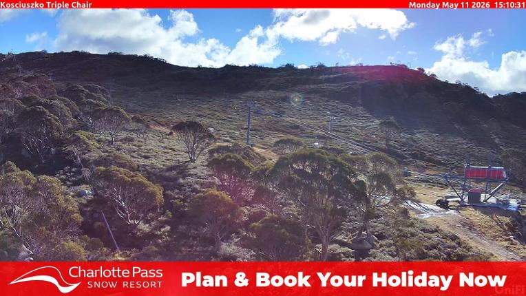 Webcam Charlotte Pass: Kosciuszko triple chair
