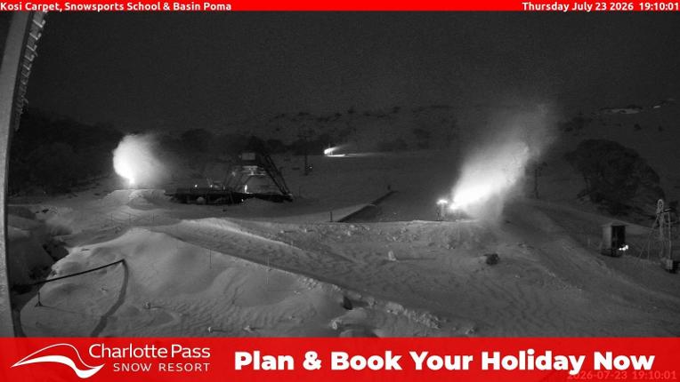 Webcam Charlotte Pass: Kosi carpet