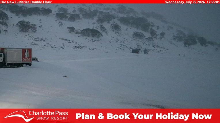 Webcam Charlotte Pass: Mountain Range