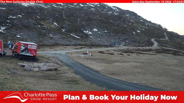 Webcam Charlotte Pass: Mountain Range