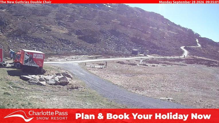 Webcam Charlotte Pass: Mountain Range