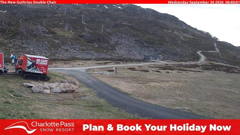 Webcam Charlotte Pass: Mountain Range