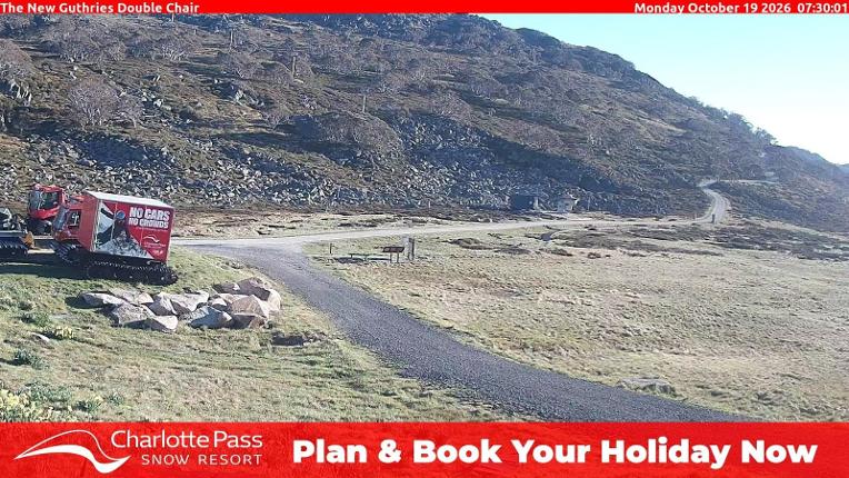 Webcam Charlotte Pass: Mountain Range