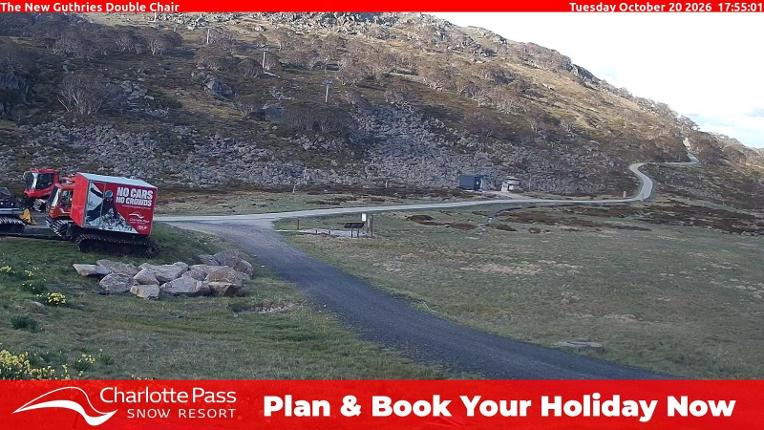 Webcam Charlotte Pass: Mountain Range