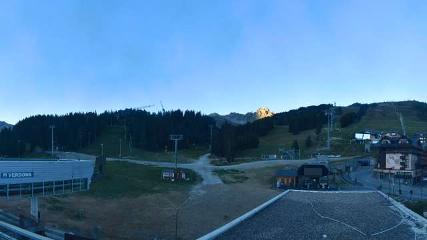 Courchevel: La Croisette (courchevel.com)