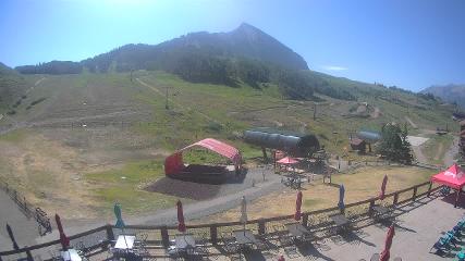 Crested Butte: Base area (skicb.com)
