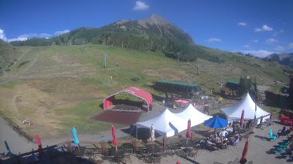 Crested Butte: Base area (skicb.com)