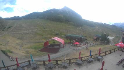 Crested Butte: Base area (skicb.com)