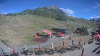 Crested Butte: Base area (skicb.com)