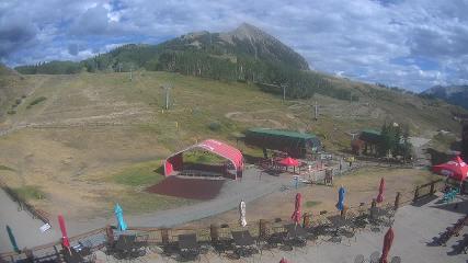 Crested Butte: Base area (skicb.com)