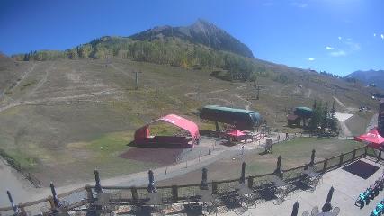 Crested Butte: Base area (skicb.com)