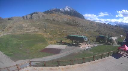 Crested Butte: Base area (skicb.com)