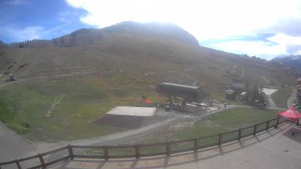 Crested Butte: Base area (skicb.com)