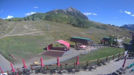 Crested Butte: Base area (skicb.com)