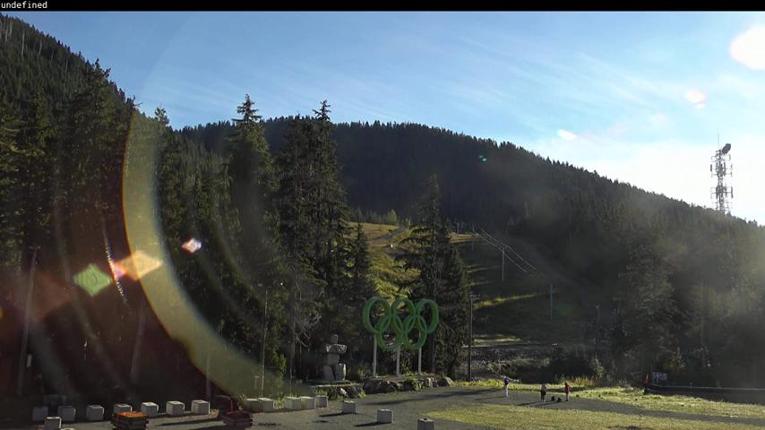 Webcam Cypress Mountain: Olympic Plaza