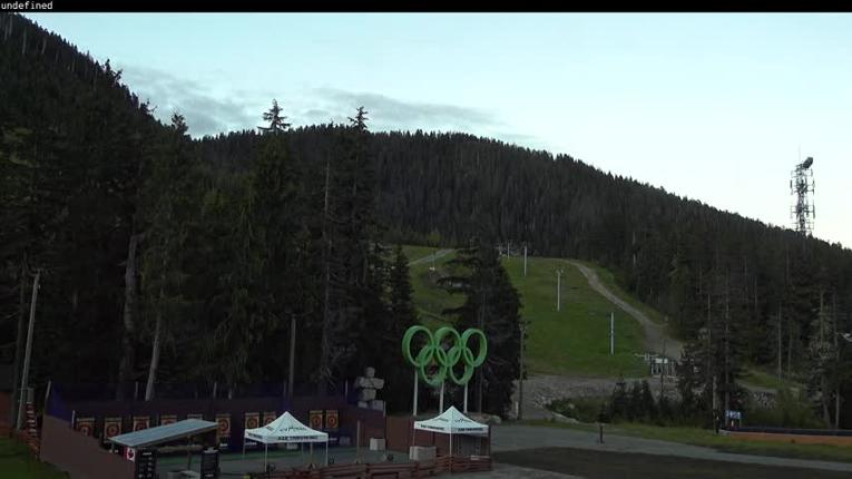 Webcam Cypress Mountain: Olympic Plaza
