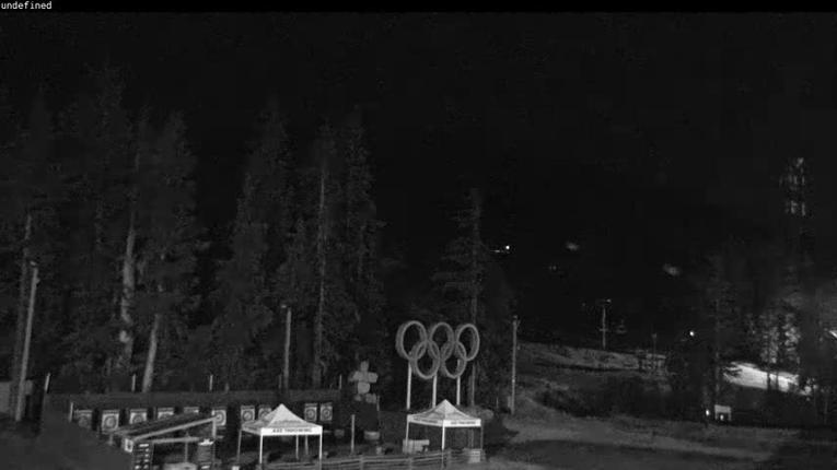 Webcam Cypress Mountain: Olympic Plaza