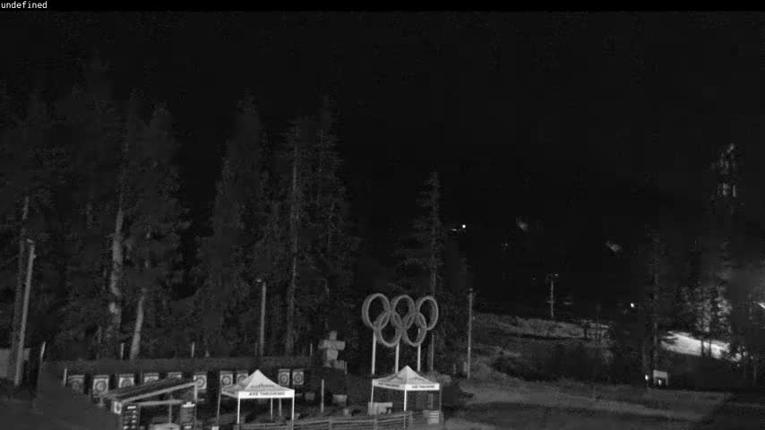 Webcam Cypress Mountain: Olympic Plaza