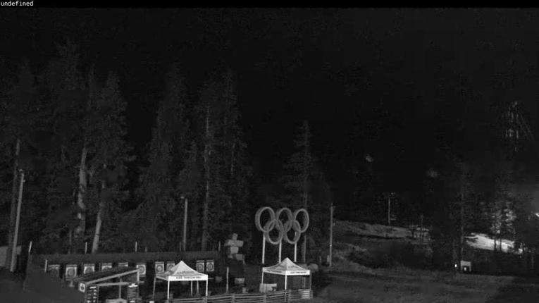 Webcam Cypress Mountain: Olympic Plaza