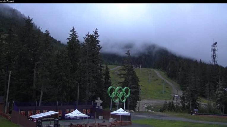 Webcam Cypress Mountain: Olympic Plaza