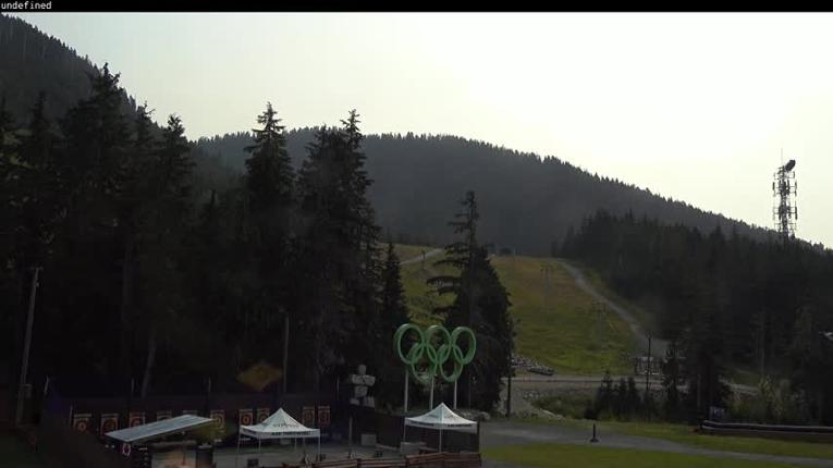 Webcam Cypress Mountain: Olympic Plaza