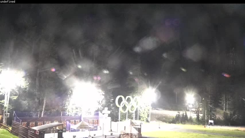 Webcam Cypress Mountain: Olympic Plaza