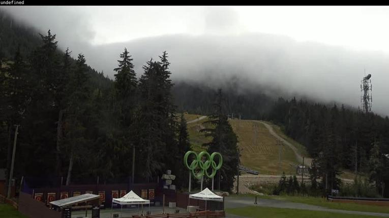 Webcam Cypress Mountain: Olympic Plaza