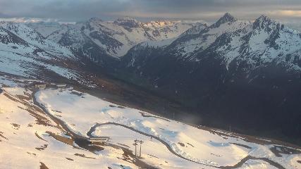 Davos Jakobshorn: Blick jatzhütte (davos.ch)