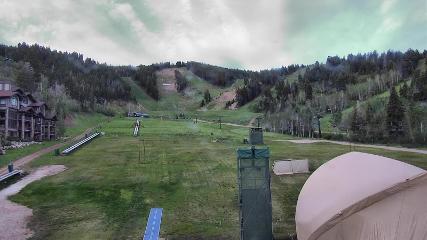 Deer Valley: Snow park lodge (deervalley.com)