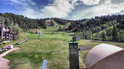 Deer Valley: Snow park lodge (deervalley.com)