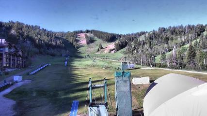 Deer Valley: Snow park lodge (deervalley.com)