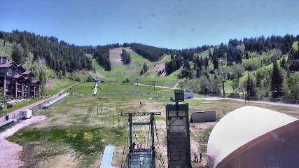 Deer Valley: Snow park lodge (deervalley.com)