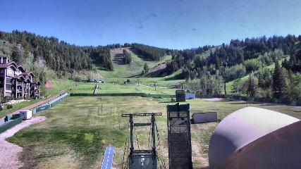 Deer Valley: Snow park lodge (deervalley.com)