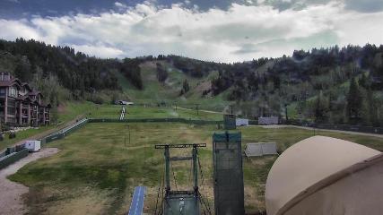 Deer Valley: Snow park lodge (deervalley.com)