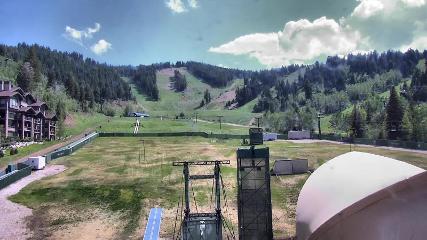 Deer Valley: Snow park lodge (deervalley.com)