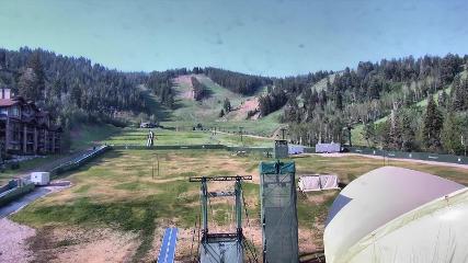 Deer Valley: Snow park lodge (deervalley.com)