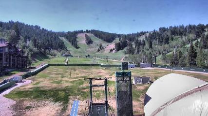 Deer Valley: Snow park lodge (deervalley.com)