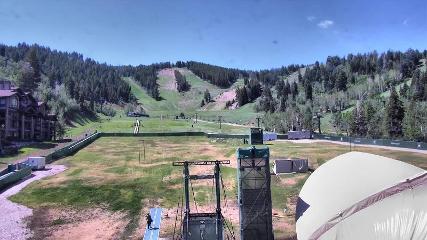 Deer Valley: Snow park lodge (deervalley.com)