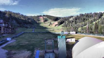 Deer Valley: Snow park lodge (deervalley.com)
