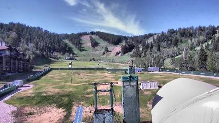 Deer Valley: Snow park lodge (deervalley.com)