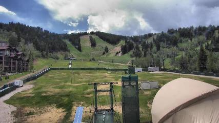Deer Valley: Snow park lodge (deervalley.com)