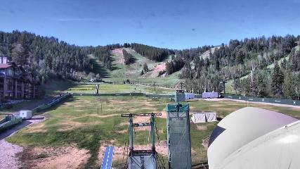 Deer Valley: Snow park lodge (deervalley.com)