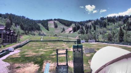Deer Valley: Snow park lodge (deervalley.com)