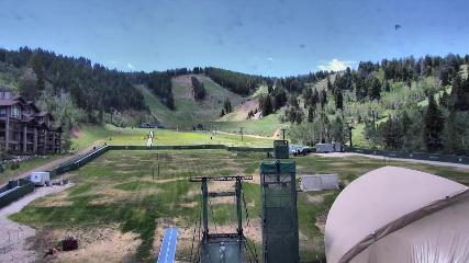 Deer Valley: Snow park lodge (deervalley.com)